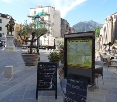 Corte, nekdanja prestolnica samostojne Republike Korzika (1755–1769)